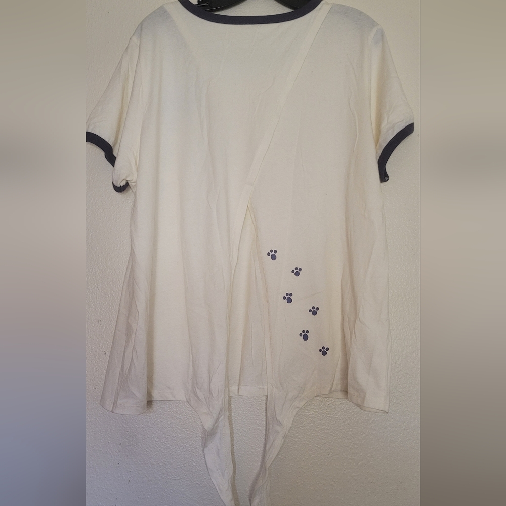 Kiki's delivery service shirt - Picture 4 of 5